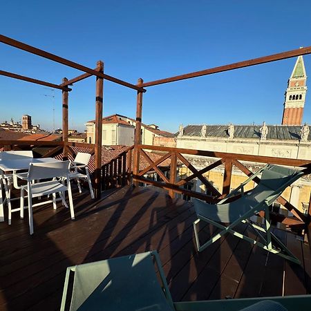 Le Vele Di Venezia Lägenhet Exteriör bild