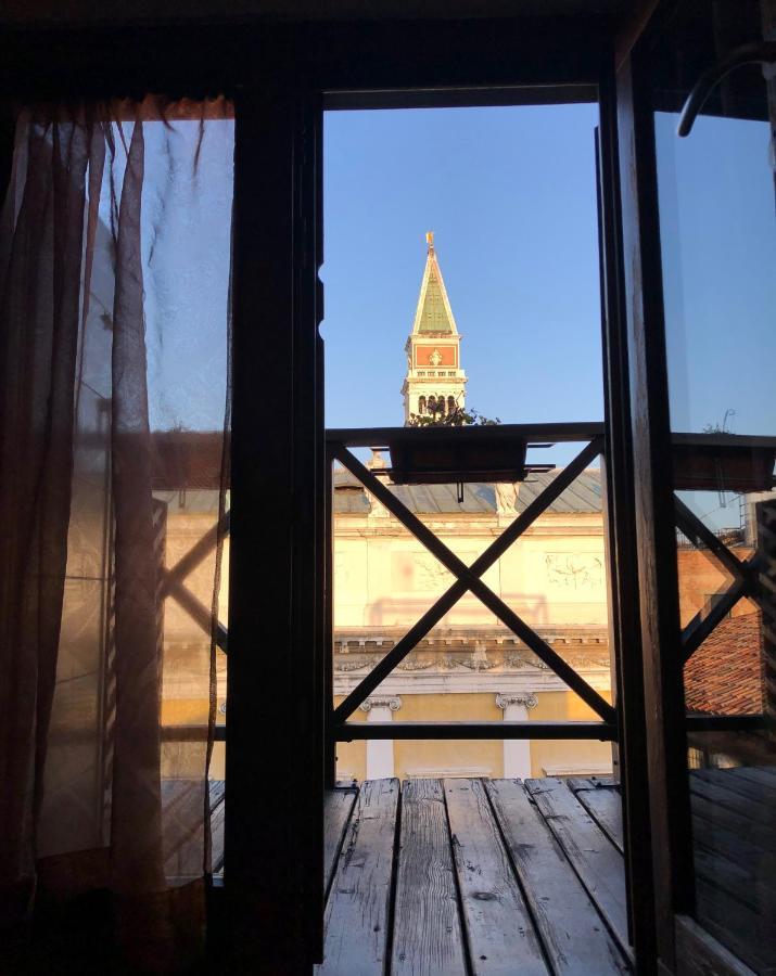 Le Vele Di Venezia Lägenhet Exteriör bild