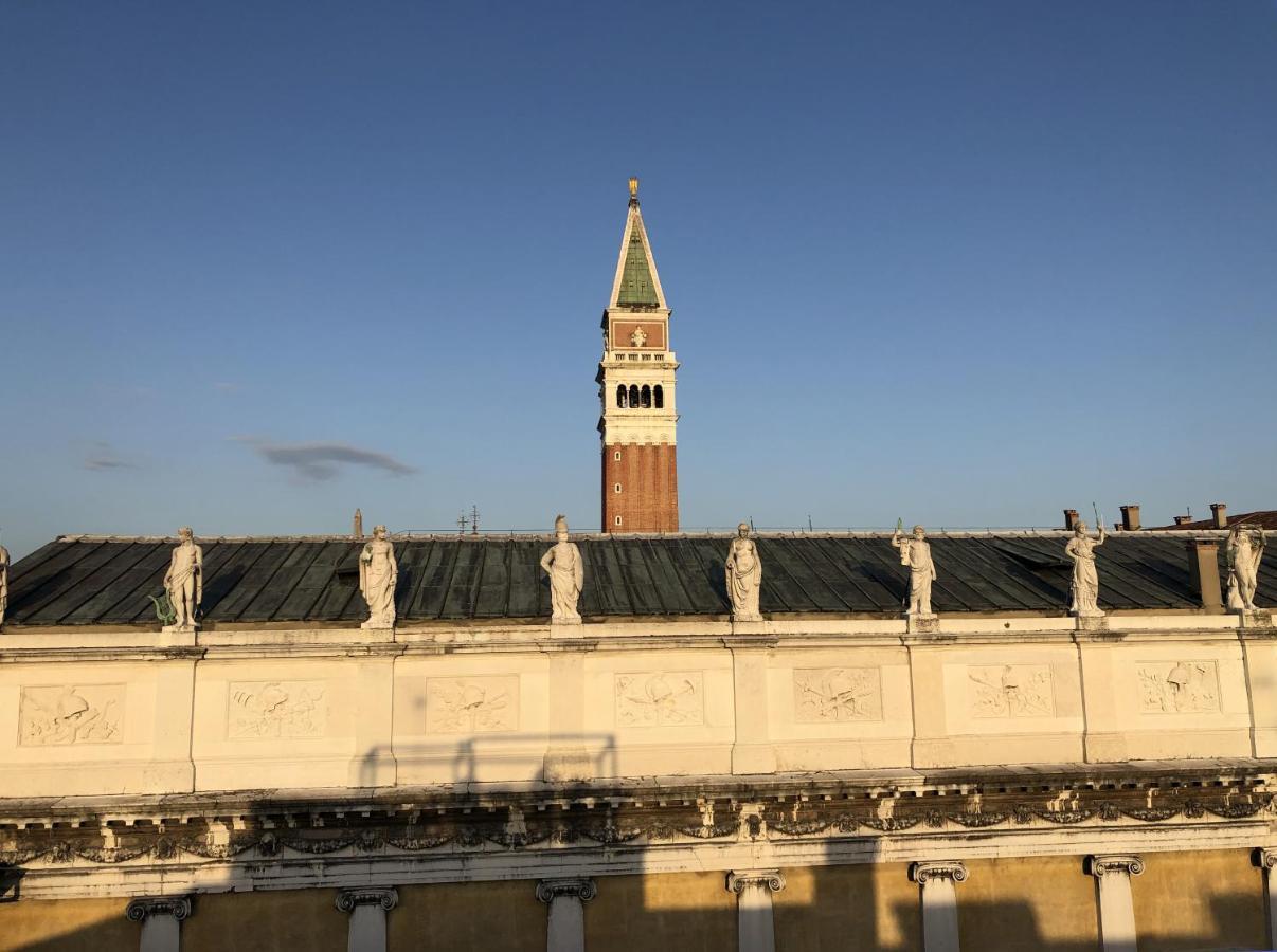 Le Vele Di Venezia Lägenhet Exteriör bild