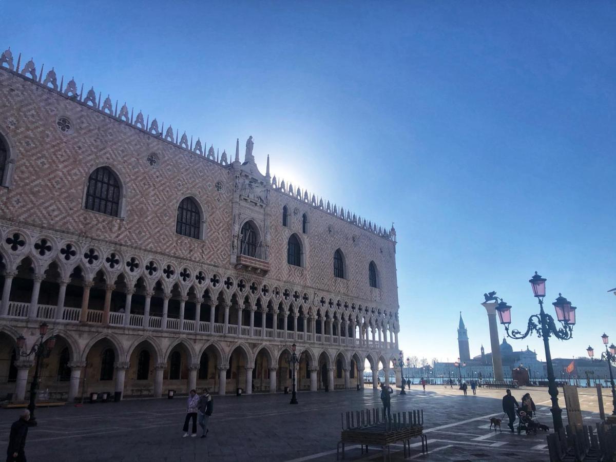 Le Vele Di Venezia Lägenhet Exteriör bild