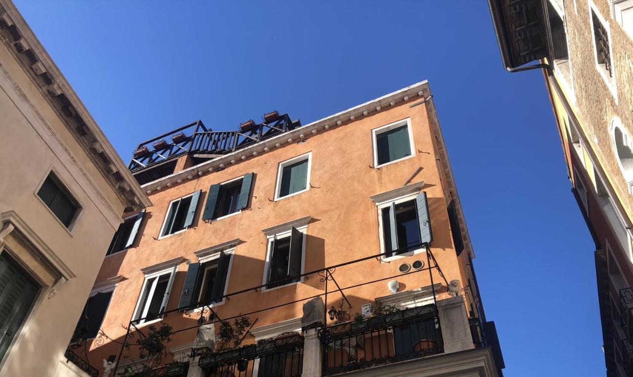 Le Vele Di Venezia Lägenhet Exteriör bild
