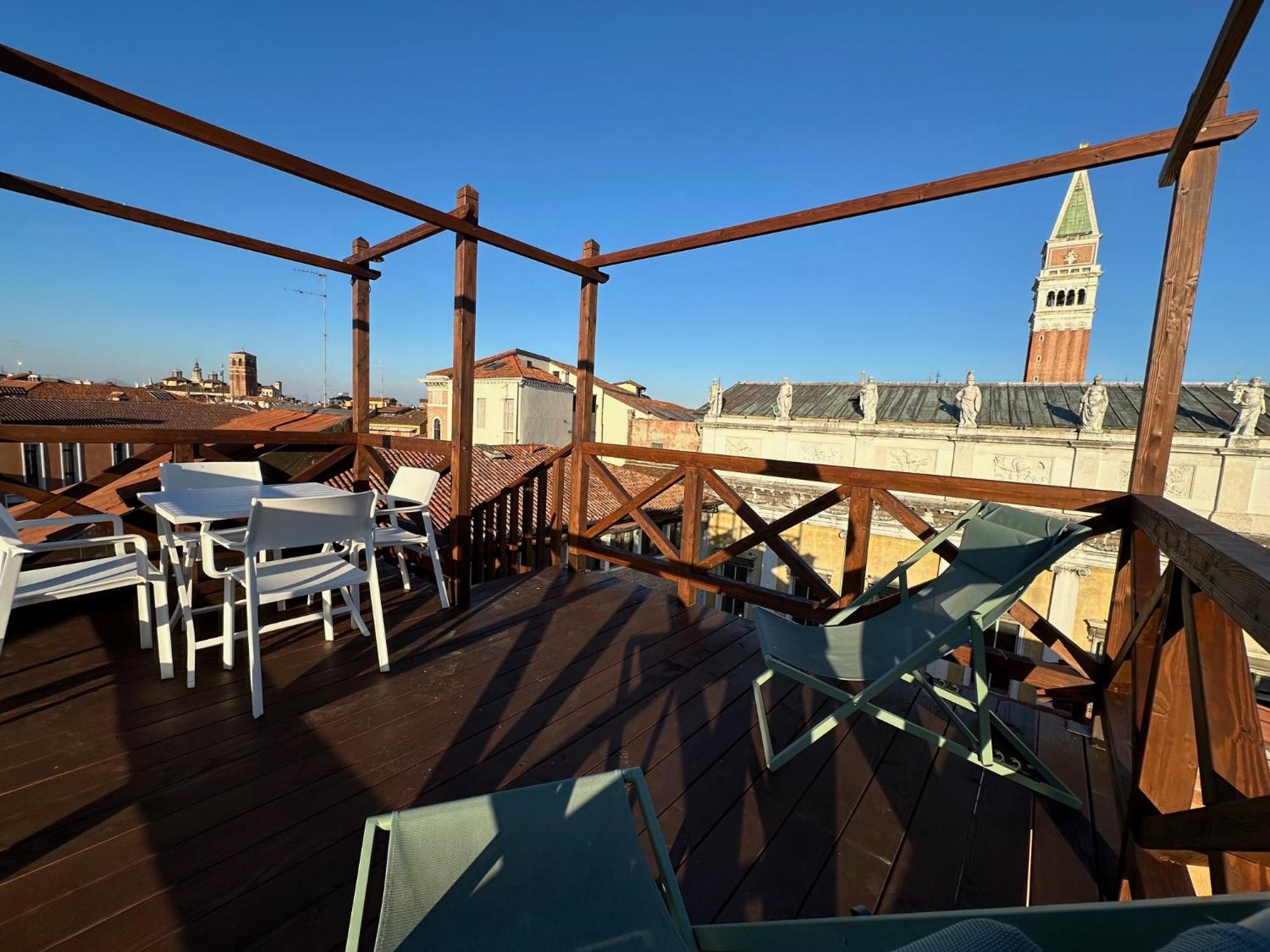 Le Vele Di Venezia Lägenhet Exteriör bild